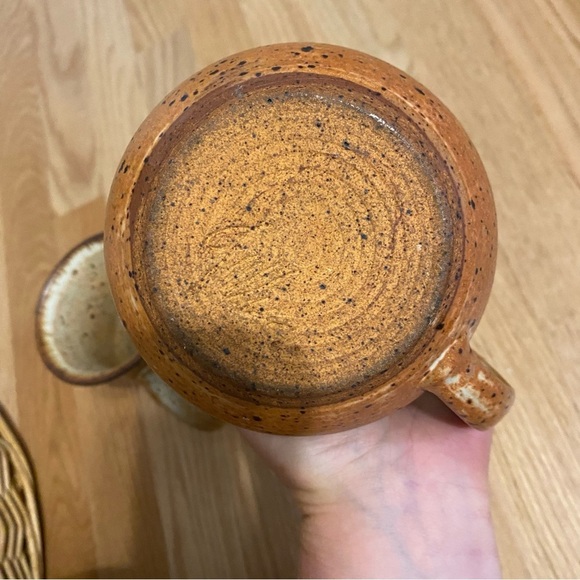 Rustic Pottery Ceramic Pitcher and Jug Set Signed Tan Boho Decor - Picture 7 of 10